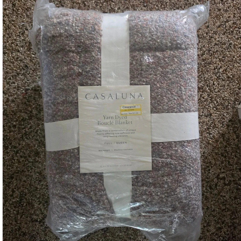Casaluna Yarn Dyed Boucle Blanket Full Queen Multi Color Earth Tones New